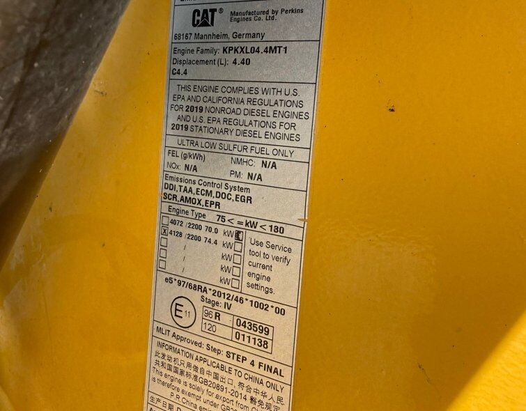 CATERPILLAR  428 F2 **FULL EQUIP**